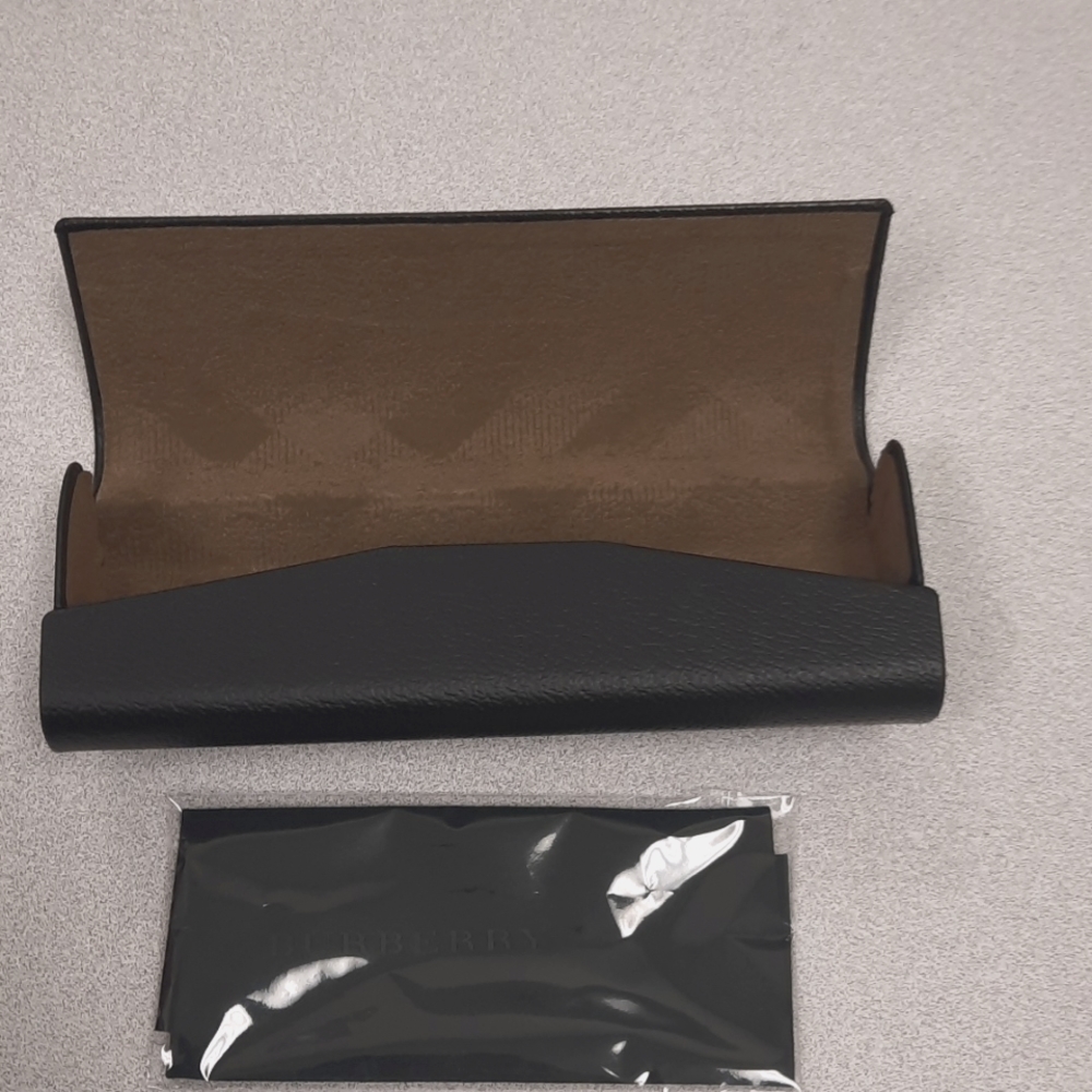 *** LIMITED-TIME get 24-30% OFF ***  Burberry hardcase for sunglasses - Picture 3 of 3